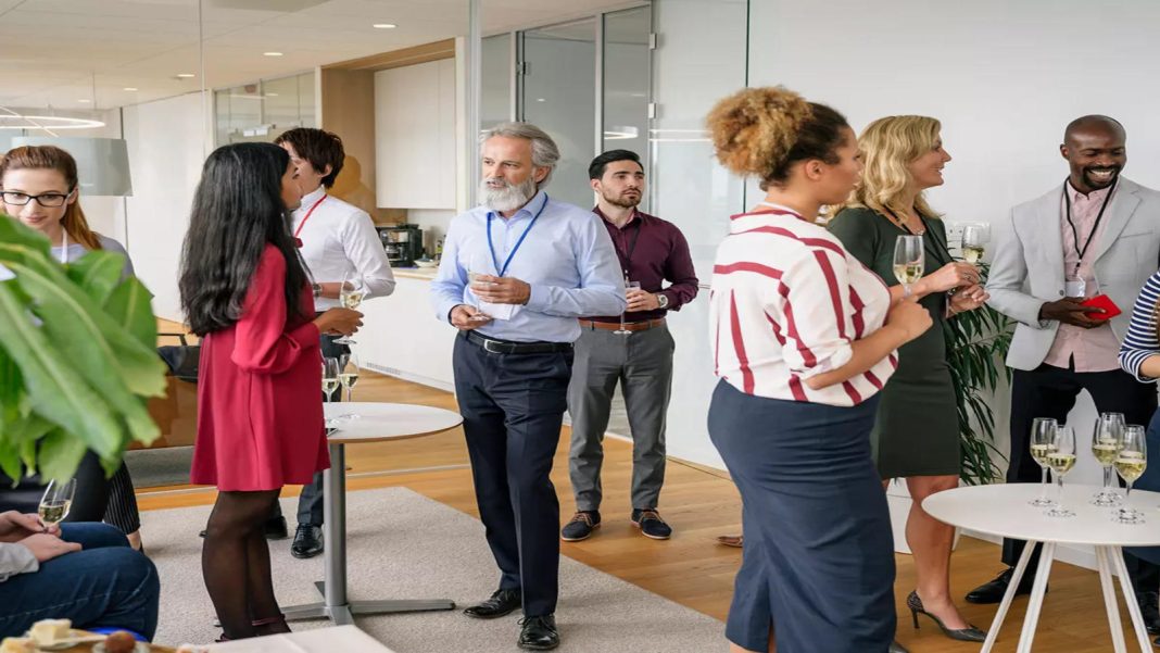 Layoffs Show Minimal Impact on Employee Engagement in the UK
